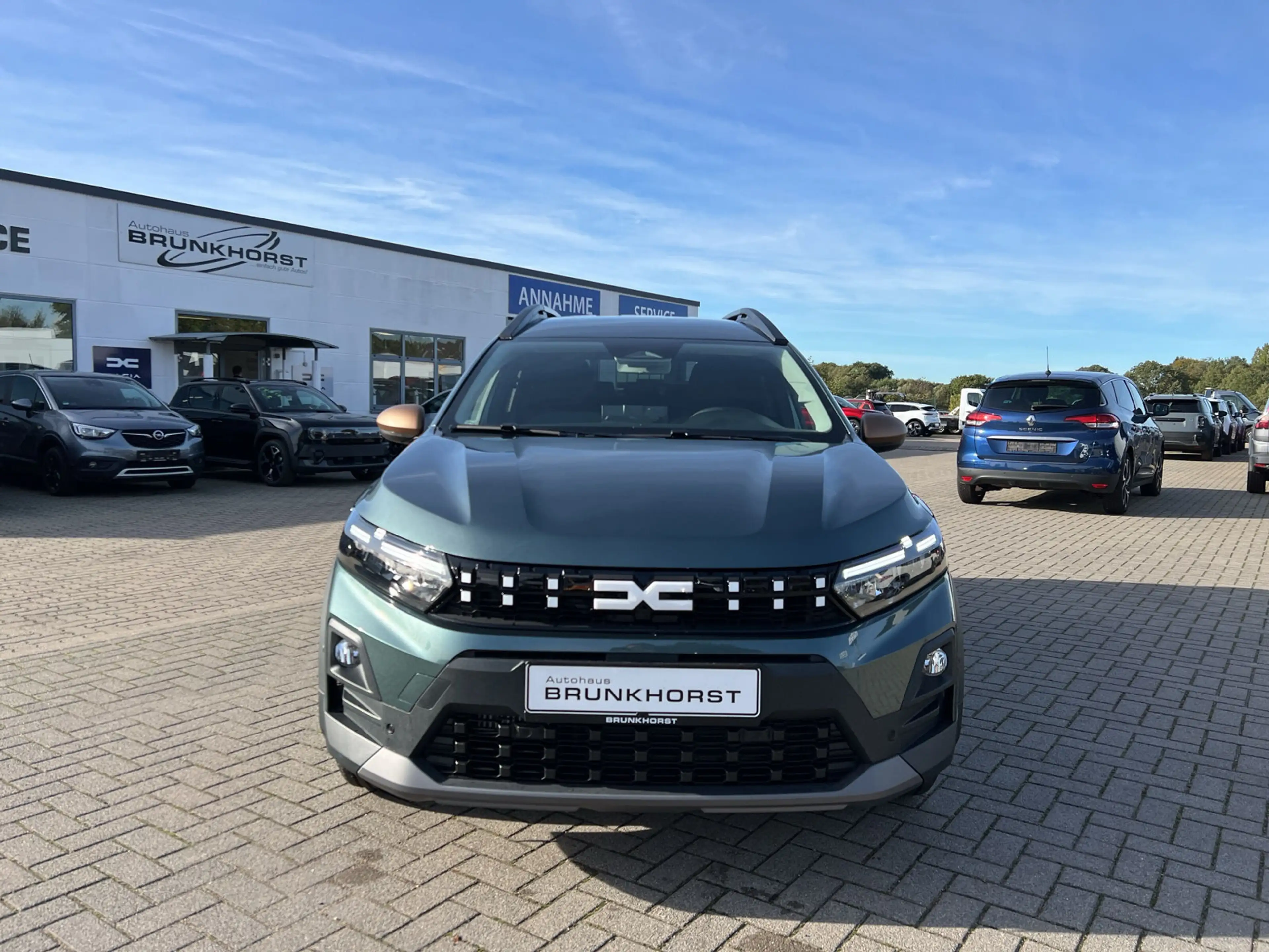 Dacia Jogger TCe 110 Extreme 7-S SHZ+LKHZ+RFK — photo 3