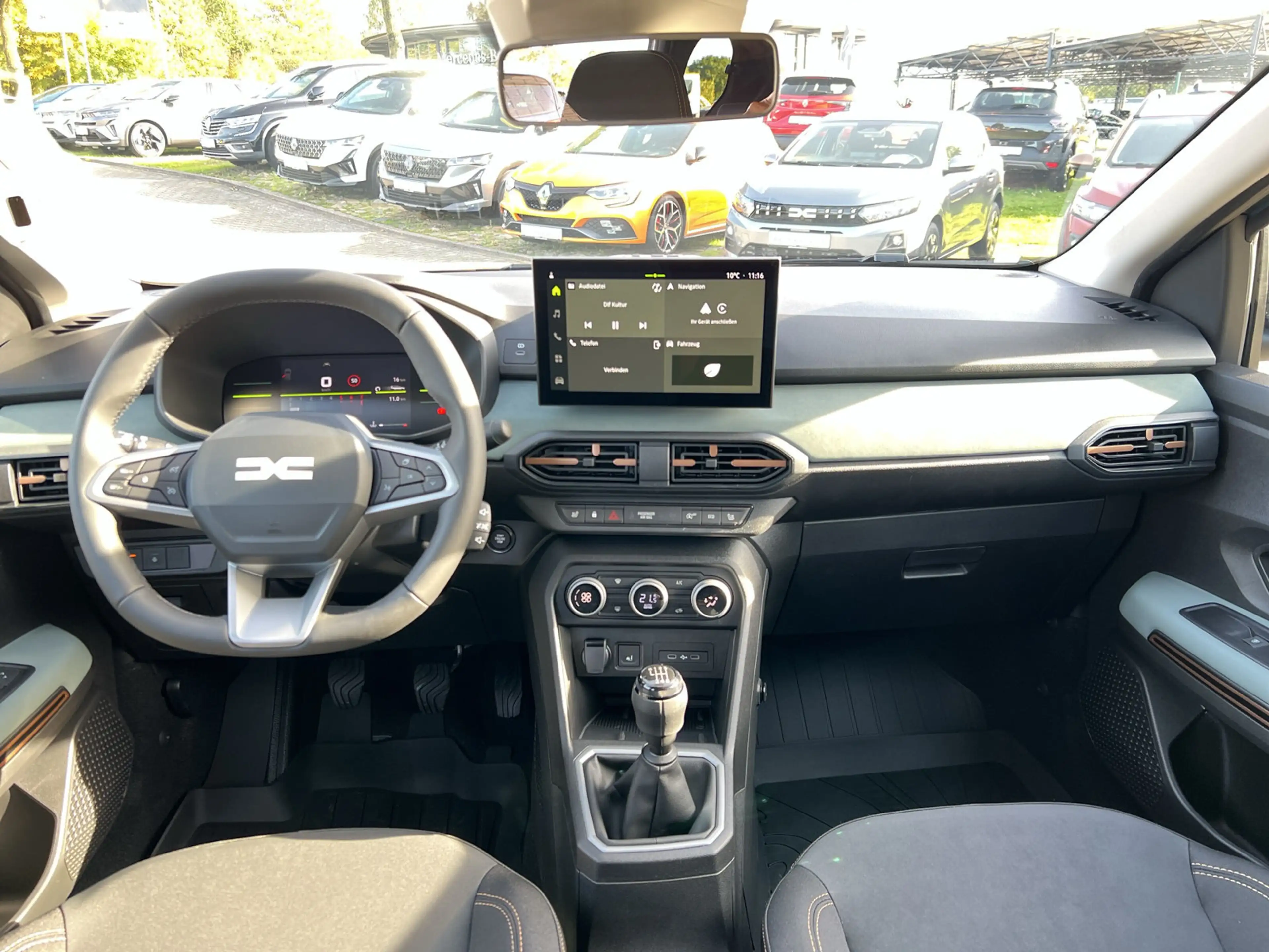 Dacia Jogger TCe 110 Extreme 7-S SHZ+LKHZ+RFK — photo 6