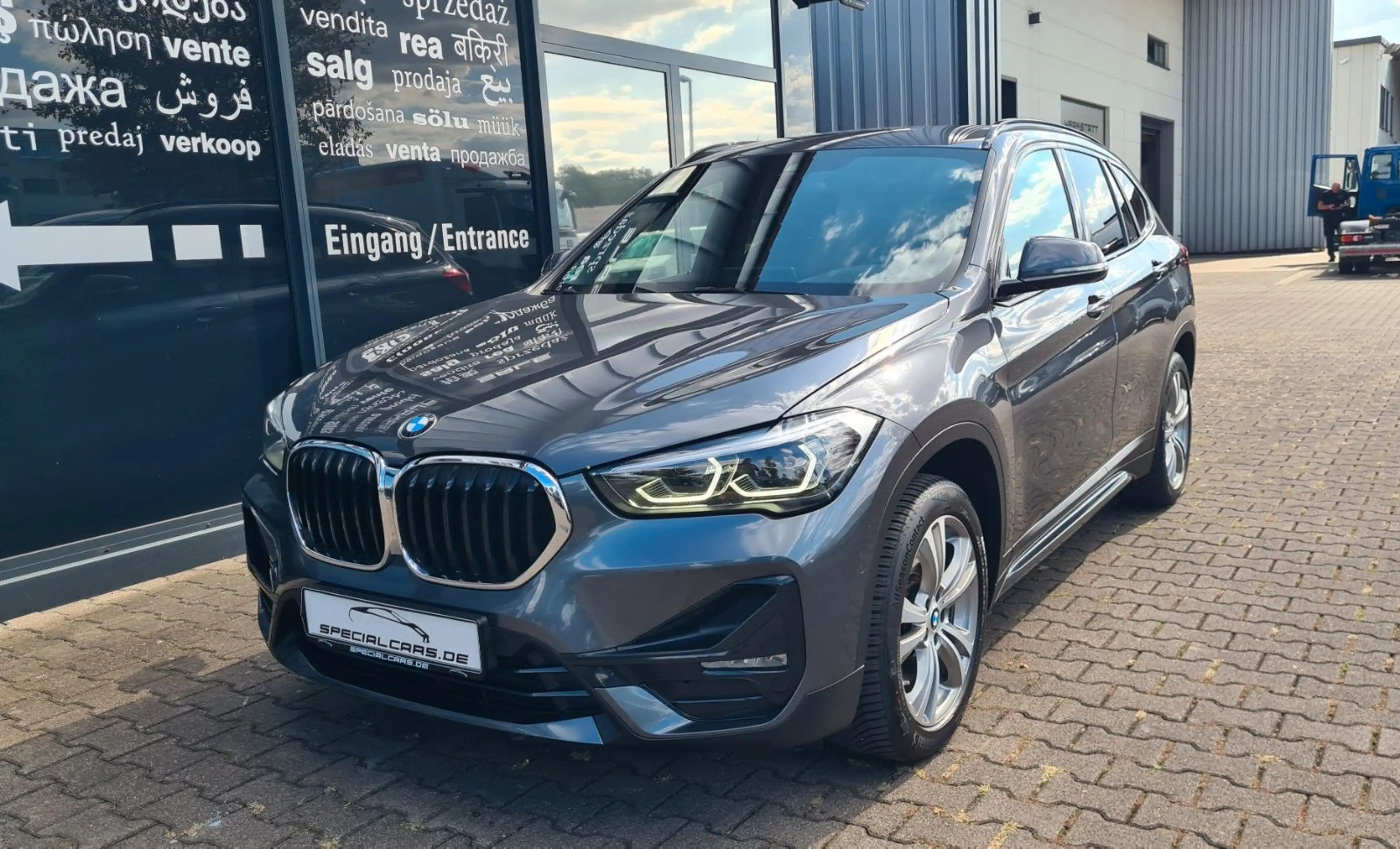 BMW X1 xDrive 20 d Sport Line - HUD - SHADOW - AHK - — photo 3