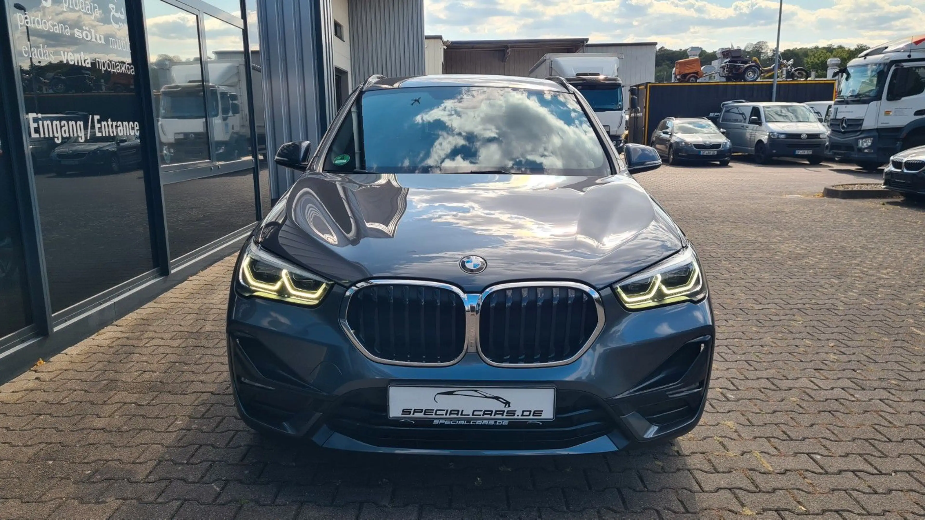 BMW X1 xDrive 20 d Sport Line - HUD - SHADOW - AHK - — photo 2
