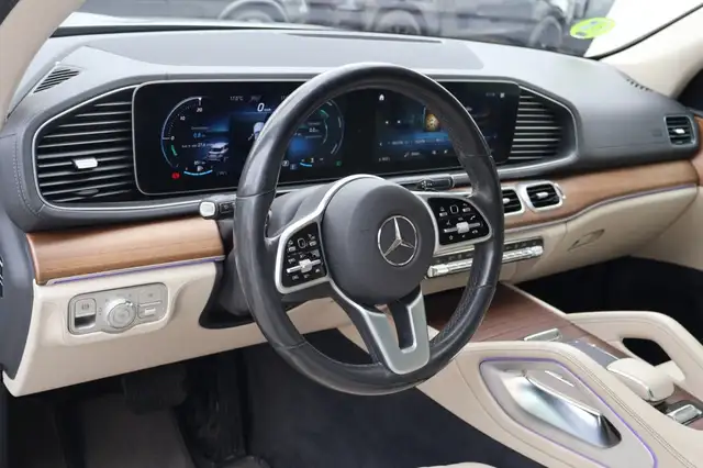Mercedes-Benz Gle view 14