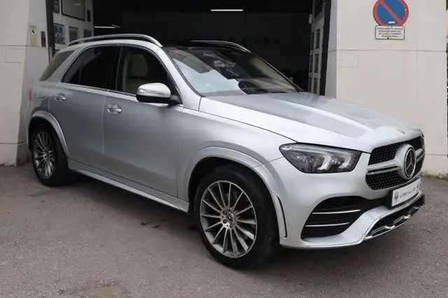 Mercedes-Benz Gle view 4