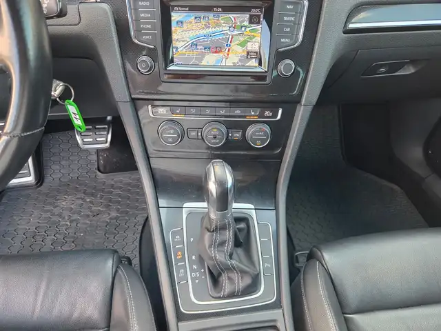Volkswagen Golf view 15