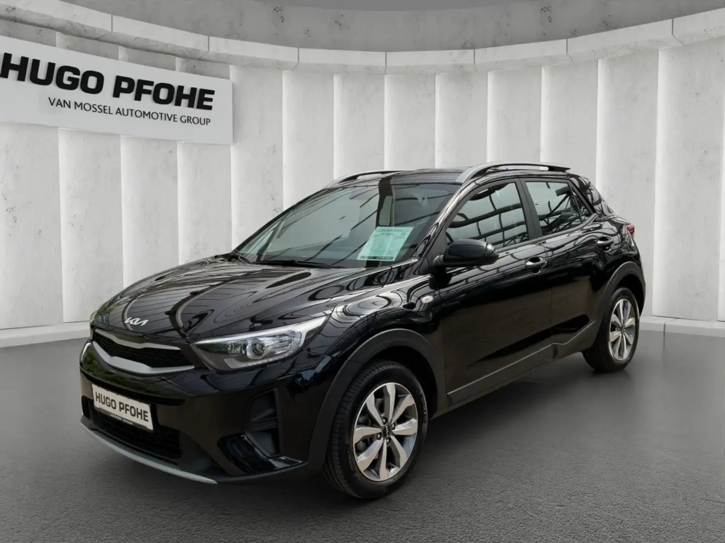 Kia Stonic 1.0 T-GDI Pure Navi SHZ PDC Schwarz - 1