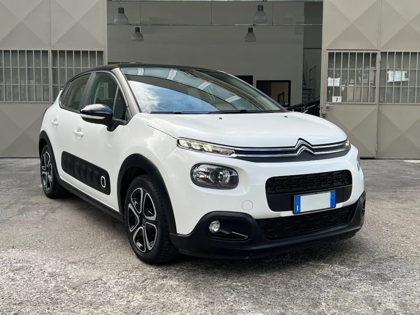 Citroen C3 PureTech 83 S&S Shine GPL Bianco - 1