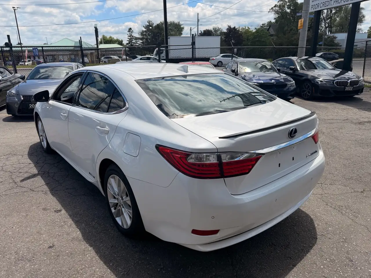 Lexus ES снимка Lexus ES
