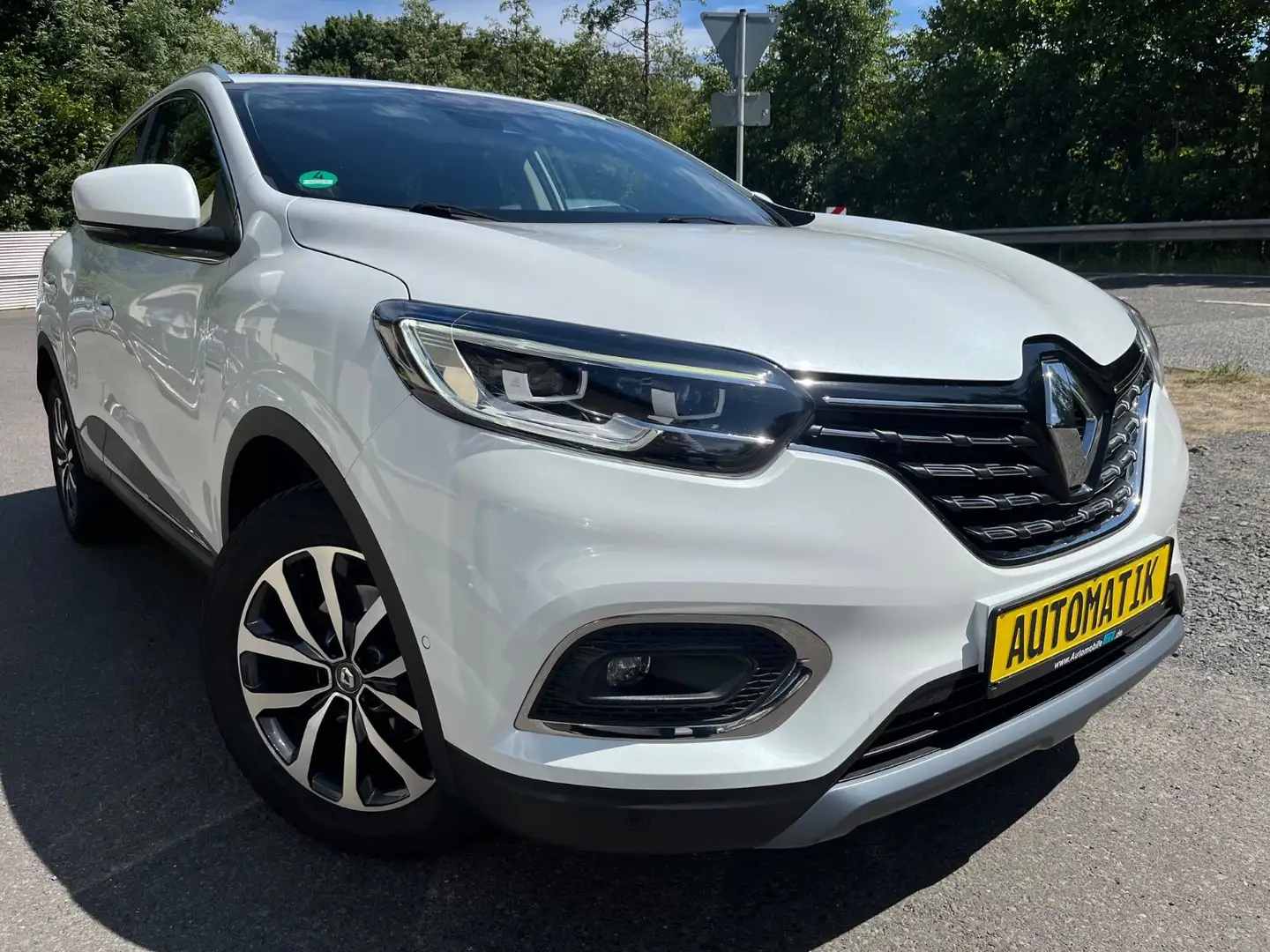 Renault Kadjar Intens 1,3 TCe 140 PS Automatik FACELIFT Weiß - 1