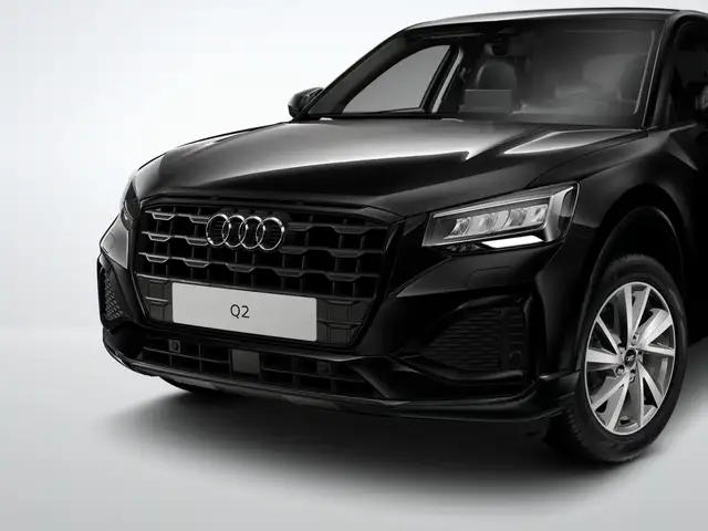 Audi Q2 view 7