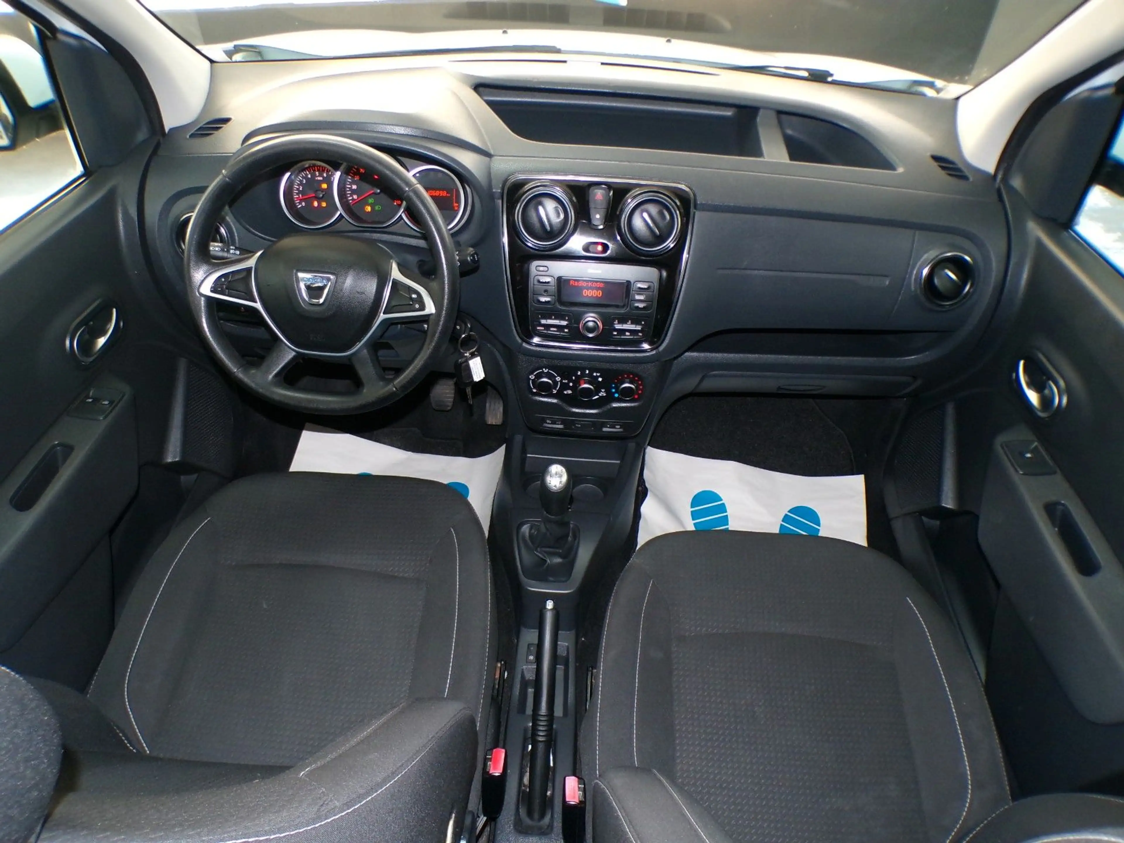Dacia Dokker Laureate/Klima/PDC/Tempomat — photo 9