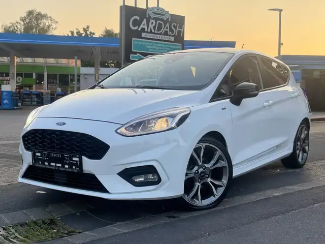 Ford Fiesta ST Line TÜV/Zahnriemen NEU !!!