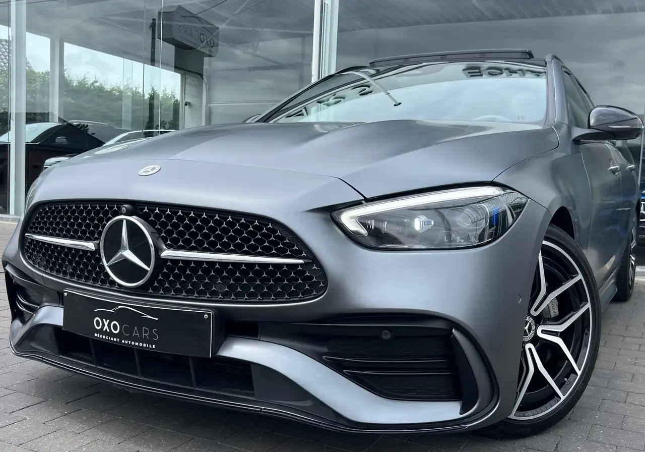 Mercedes-Benz C-Class D 200CV / Pack AMG / Gris MAGNO MAT / Pack NIGHT / FULL
