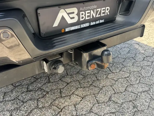 Ford Ranger view 8