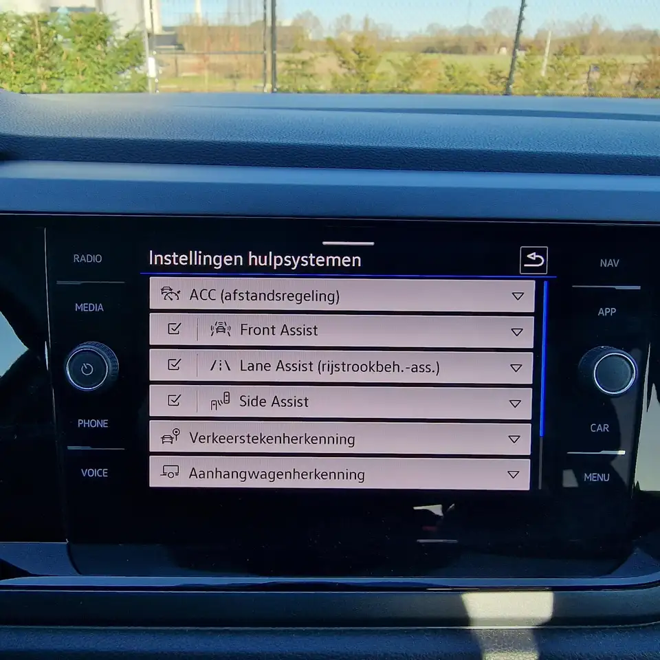 Volkswagen Taigo Taigo 1.5 TSI OPF DSG R-Line/Trekhaak/Carplay/Came 16