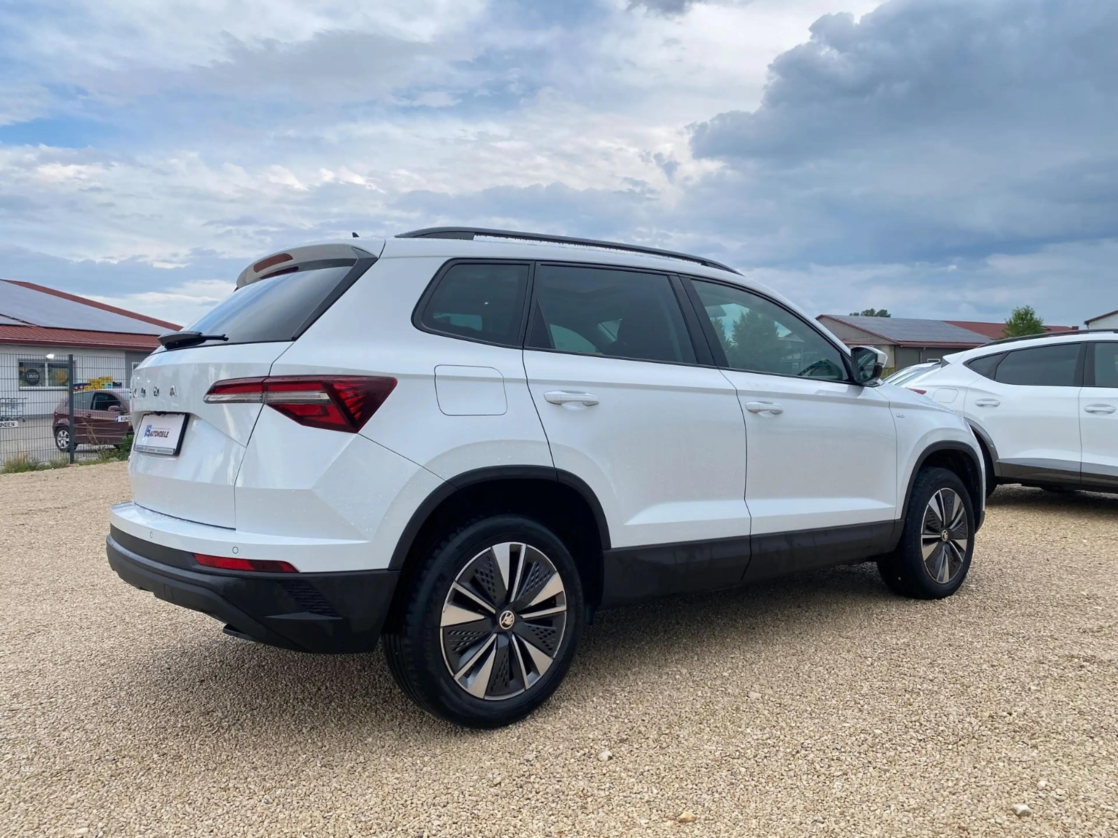 Skoda Karoq Tour,NAVI,LED,ACC,SHZ,AHK,PSD,RFK,DAB,PDC — photo 5