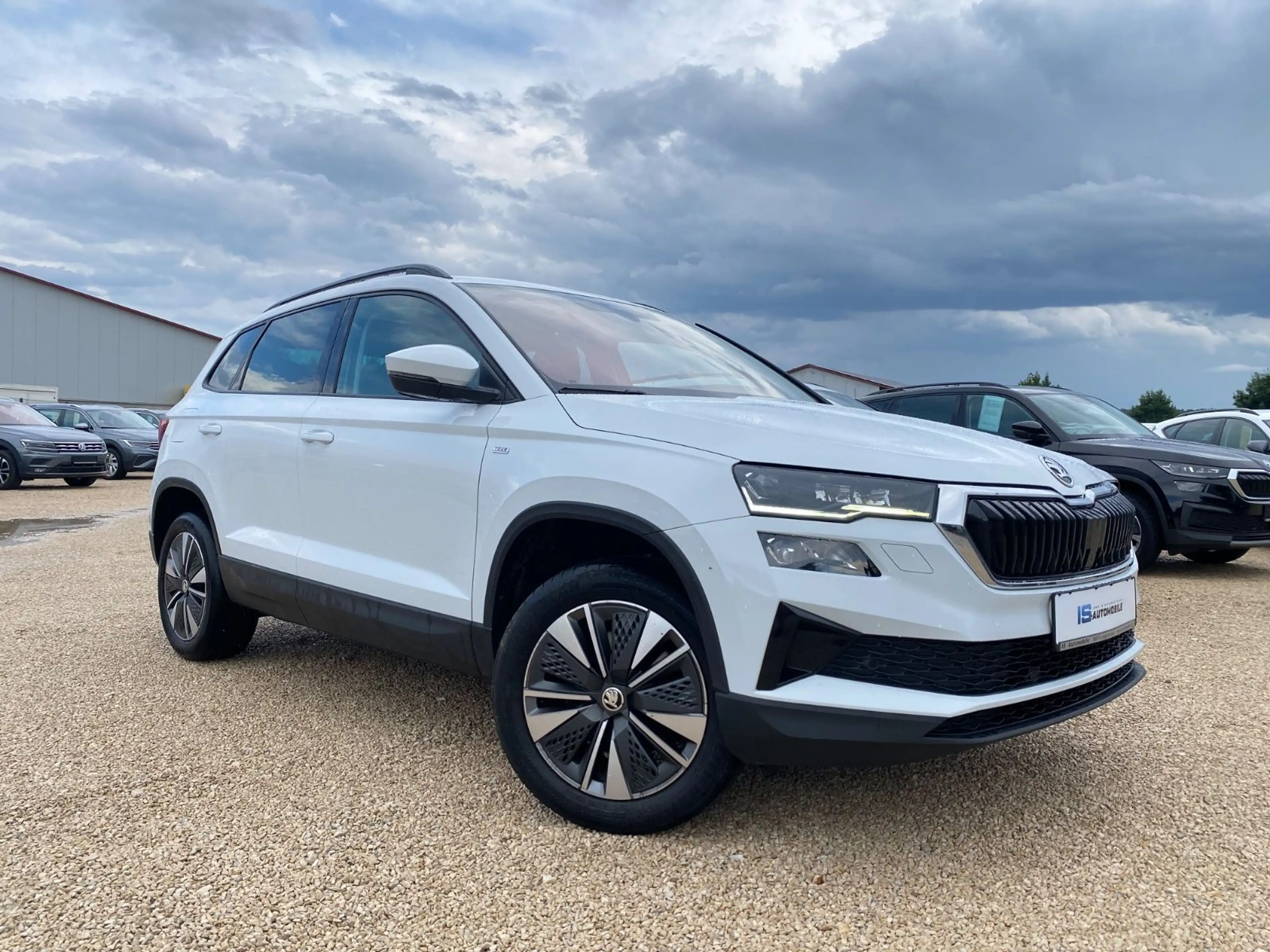 Skoda Karoq Tour,NAVI,LED,ACC,SHZ,AHK,PSD,RFK,DAB,PDC — photo 3