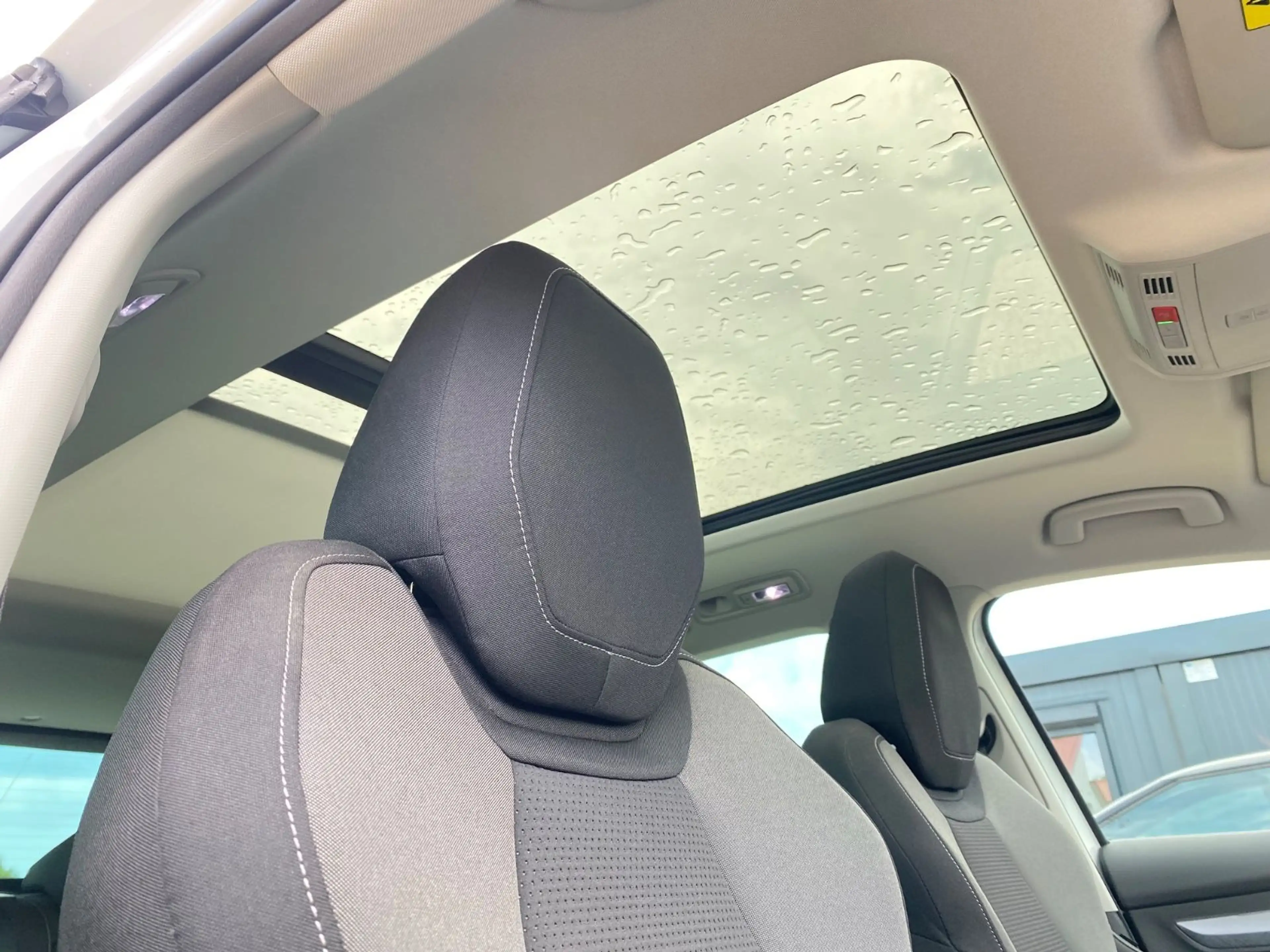 Skoda Karoq Tour,NAVI,LED,ACC,SHZ,AHK,PSD,RFK,DAB,PDC — photo 14