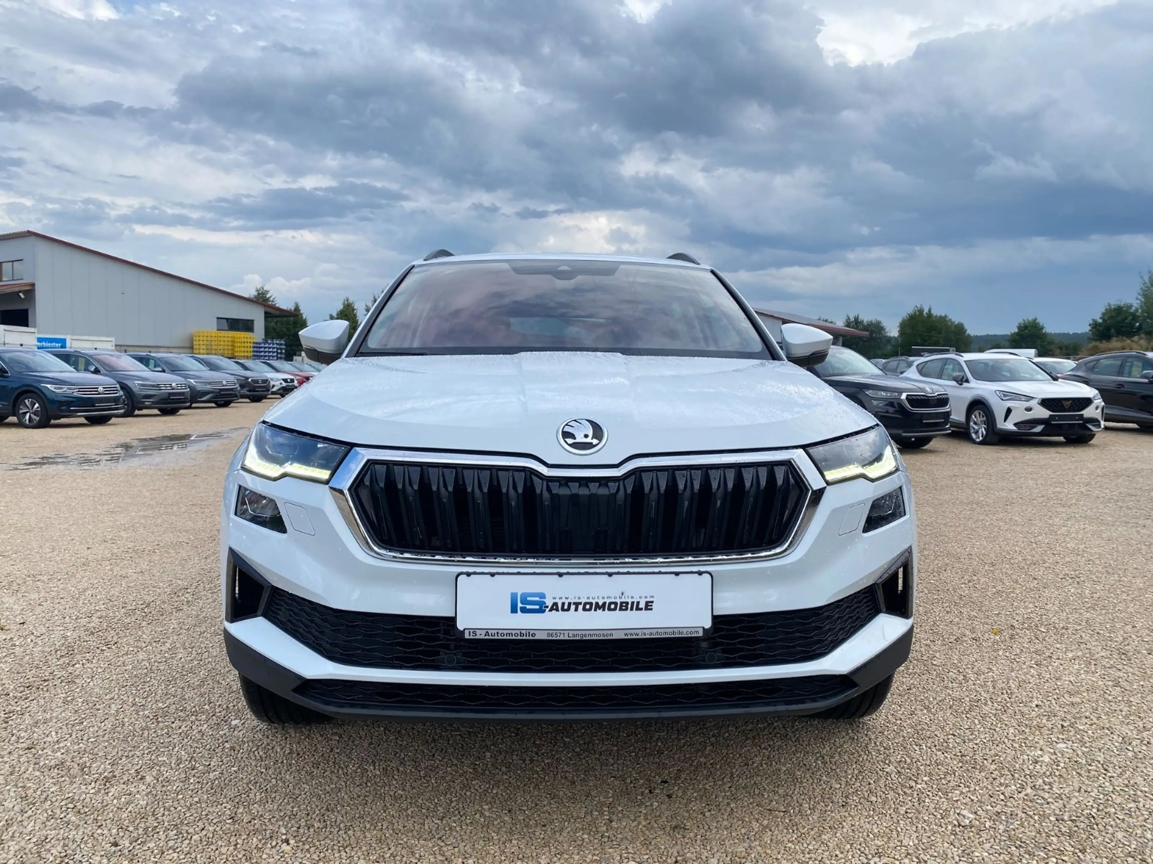 Skoda Karoq Tour,NAVI,LED,ACC,SHZ,AHK,PSD,RFK,DAB,PDC — photo 2