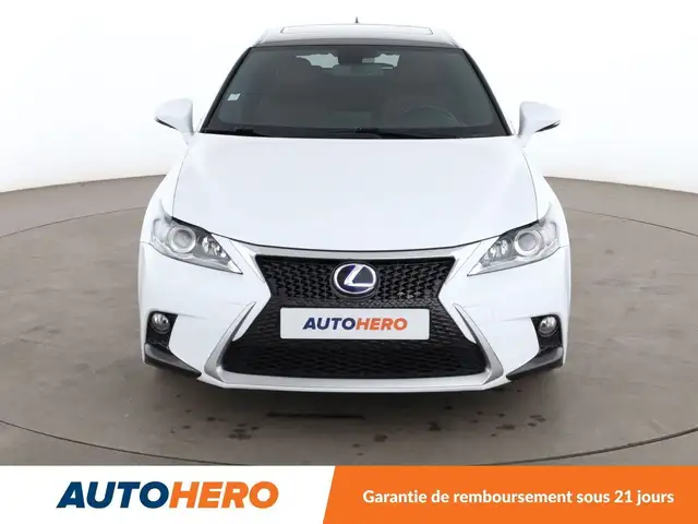 Lexus CT view 9
