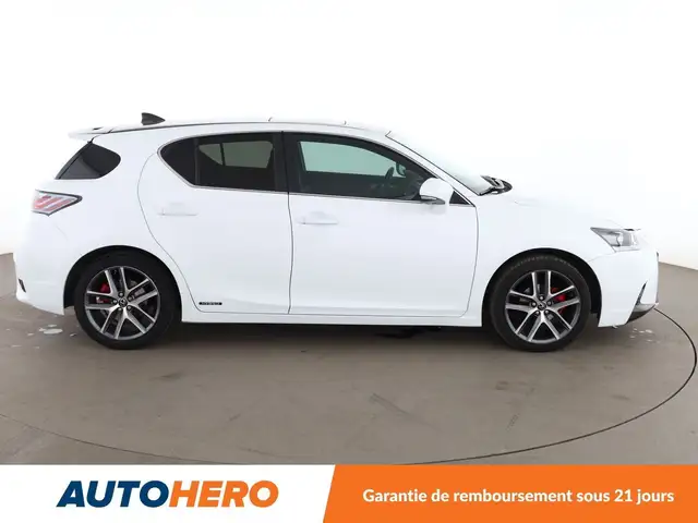 Lexus CT view 7