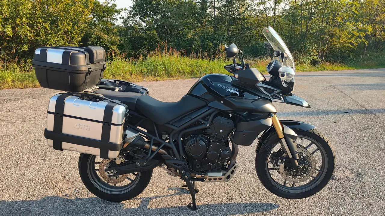 Triumph Tiger 800