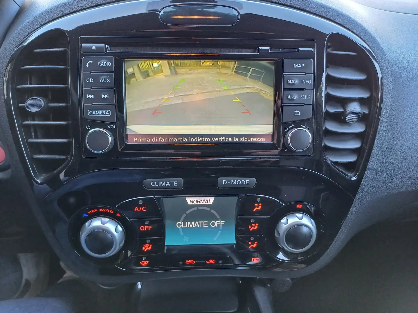 Nissan Juke 1.5 dci Premium 110cv - 2