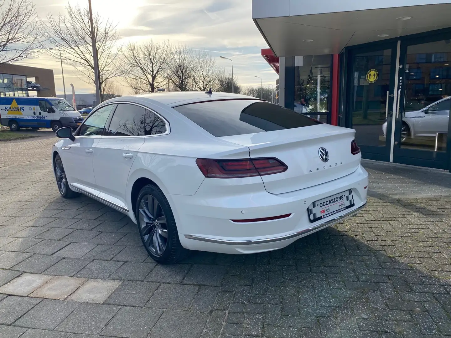 Volkswagen Arteon 1.5 TSI Business | Navi | Pano | Digitaal Dashbord Blanc - 2