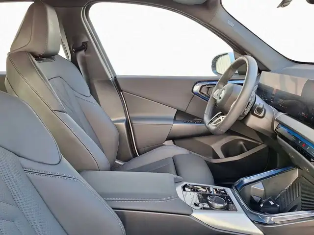 BMW X3 view 7