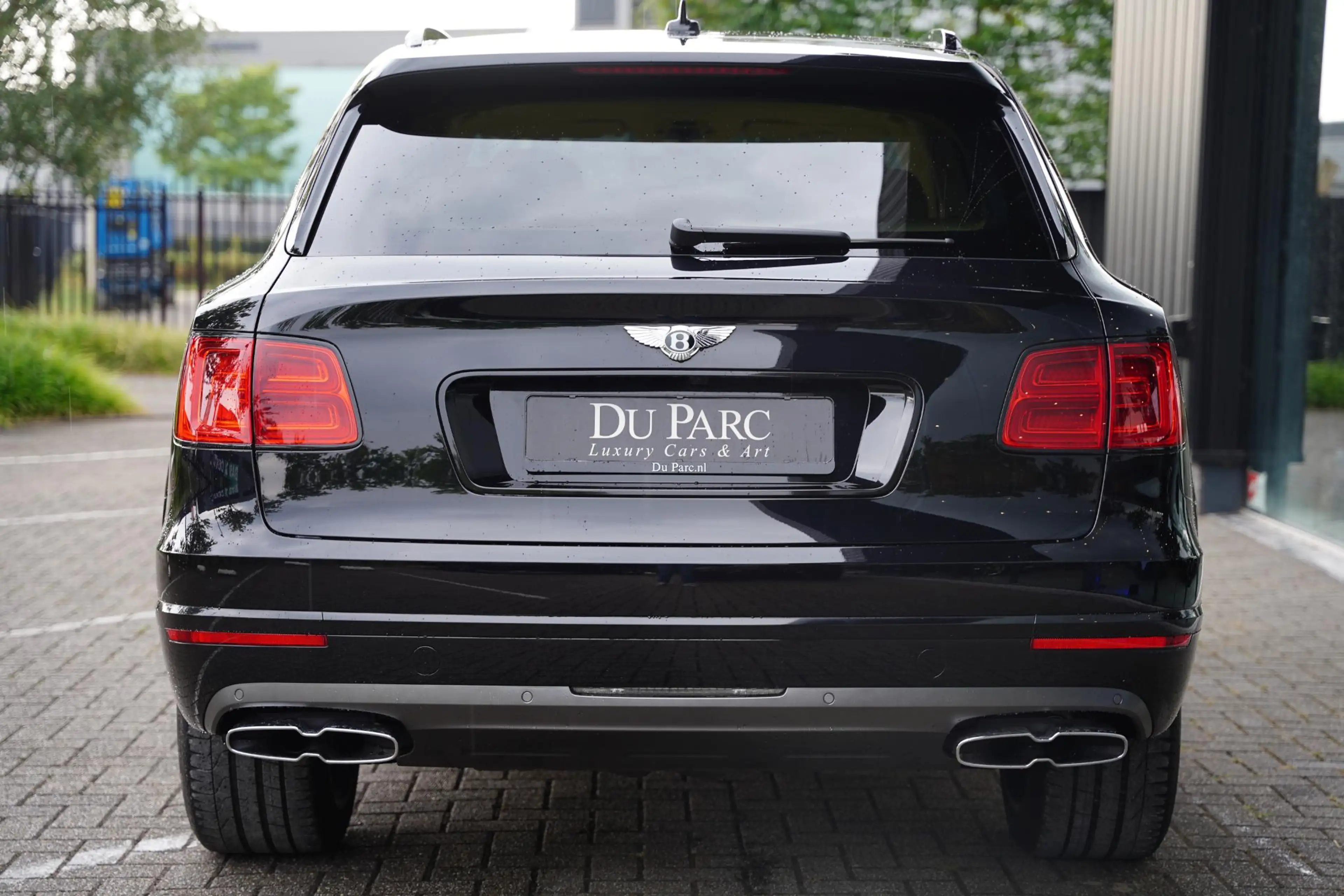 Bentley Bentayga 4.0 V8 / Beige Leder / NAIM — photo 29
