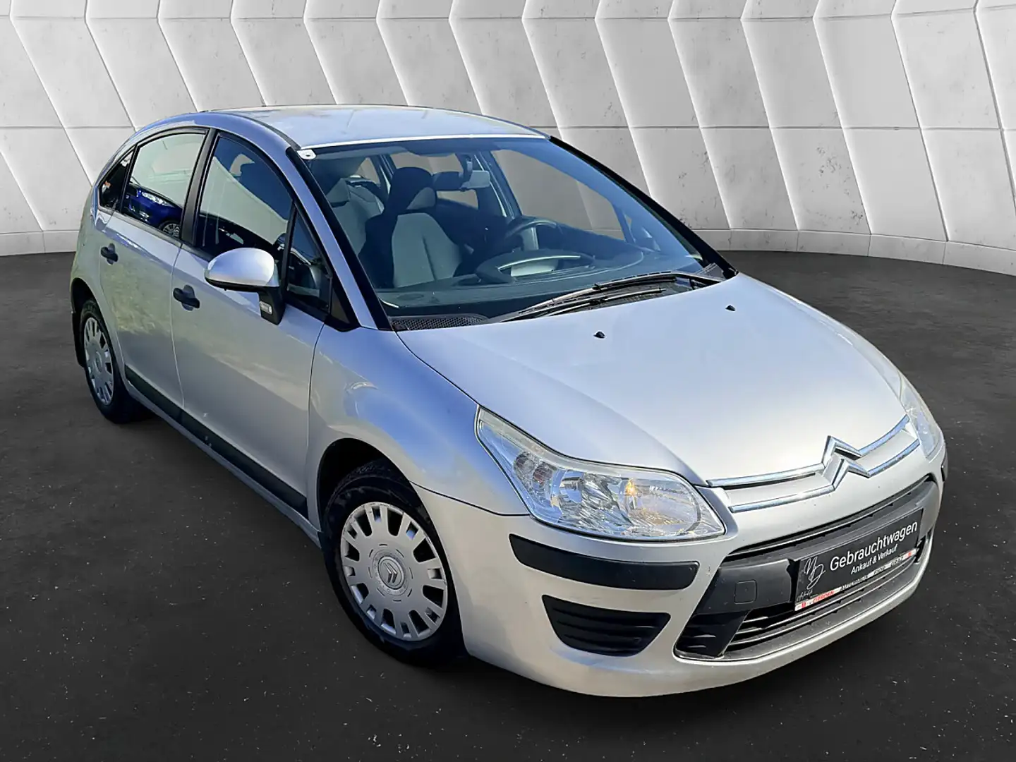 Citroen C4 1,4 16V eco Grau - 2