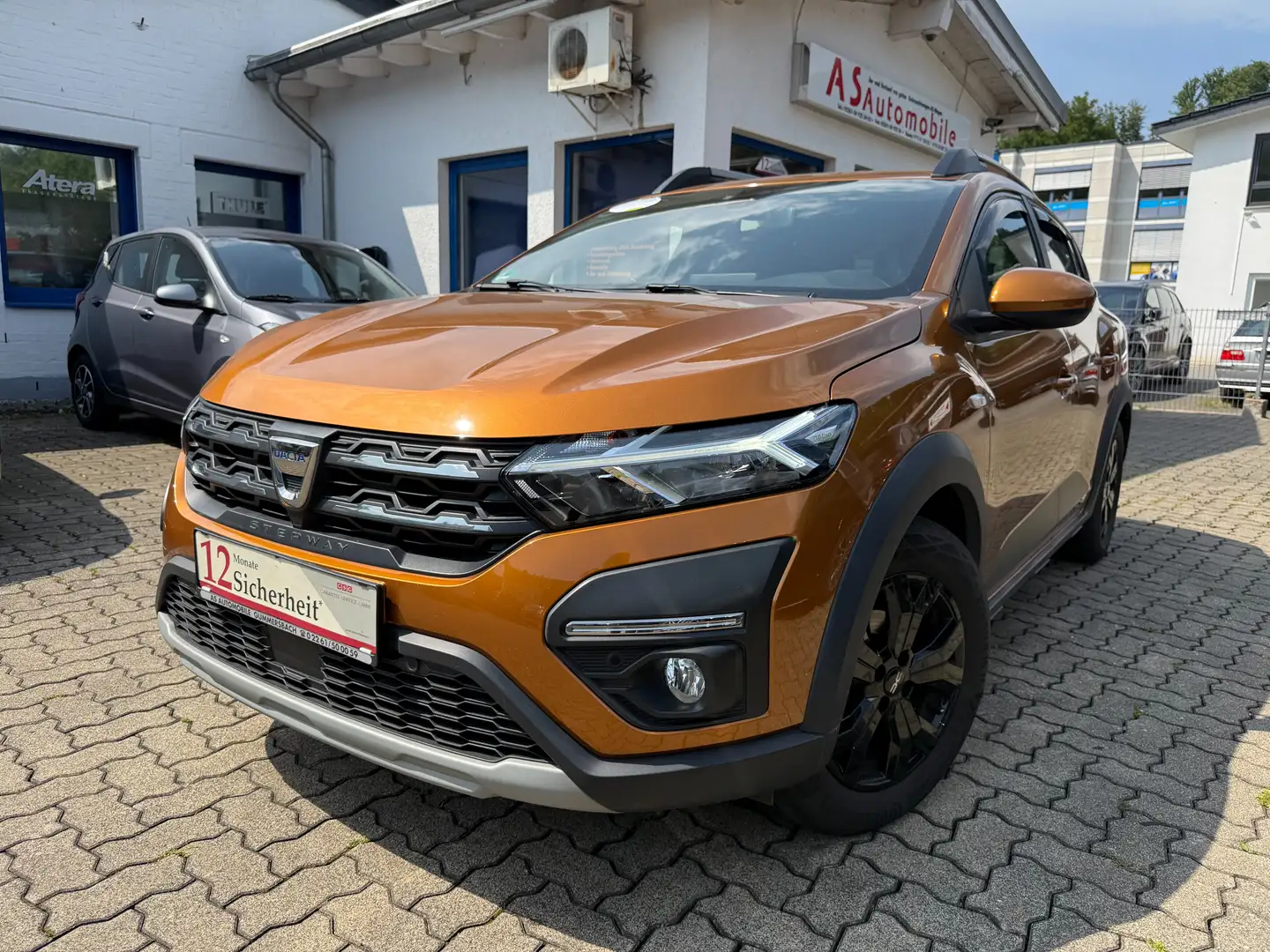 Dacia Sandero Stepway TCe 100 ECO-G Prestige+NAVI+KLIMATR+KAMERA Orange - 1