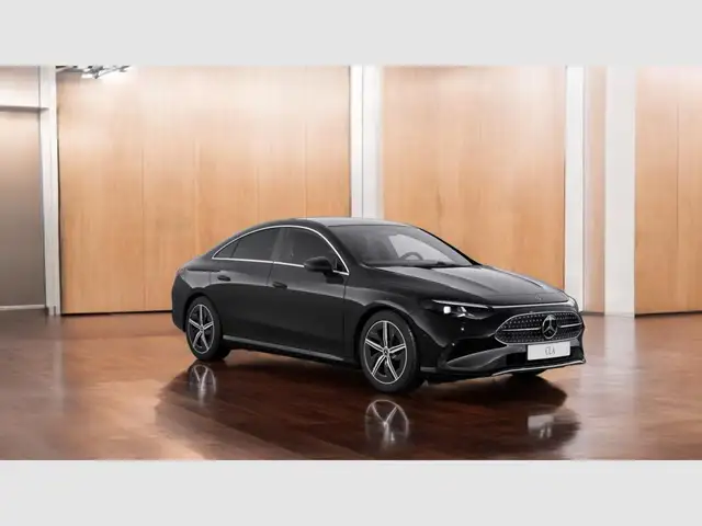 Mercedes-Benz CLA 180 8G-DCT