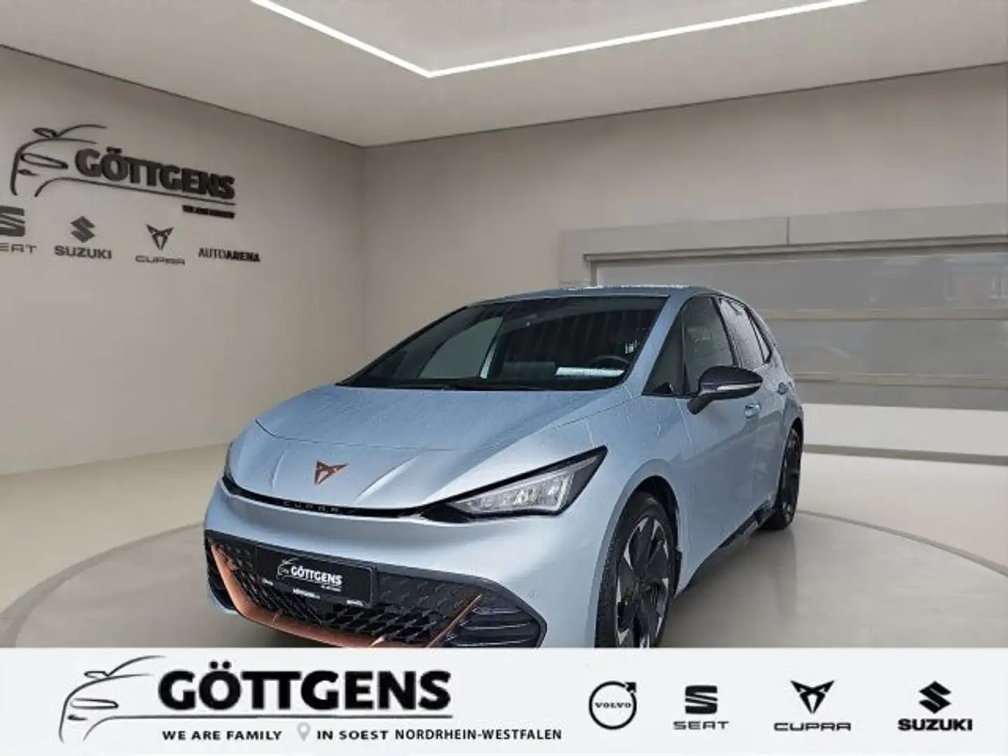 CUPRA Born 170kW WÄRMEPUMPE NAVI ACC 19LM GJR KAMERA Stříbrná - 1