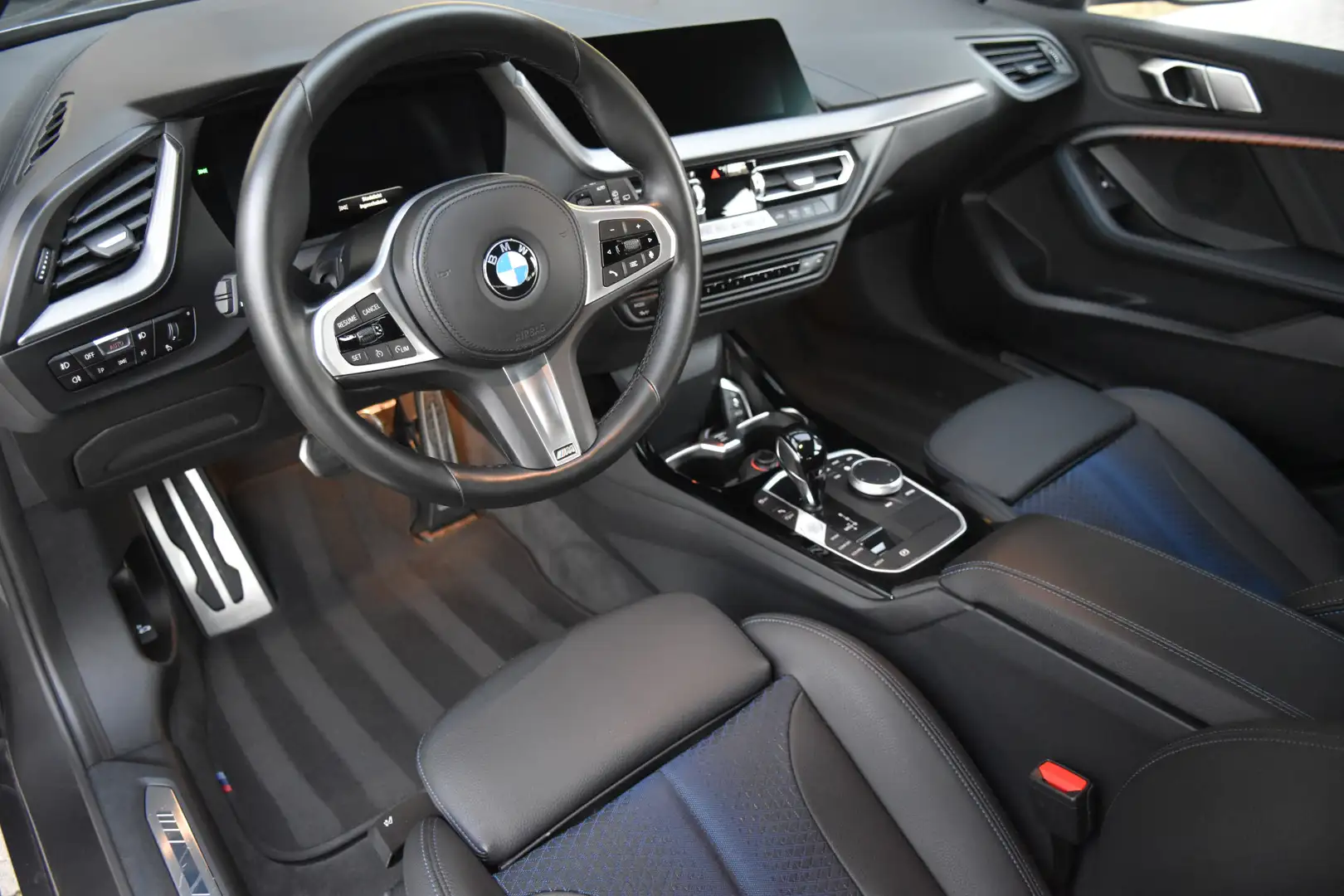 BMW 120 1-serie 120i M-Sport Edition * LED * M-Sportpakket Gris - 2