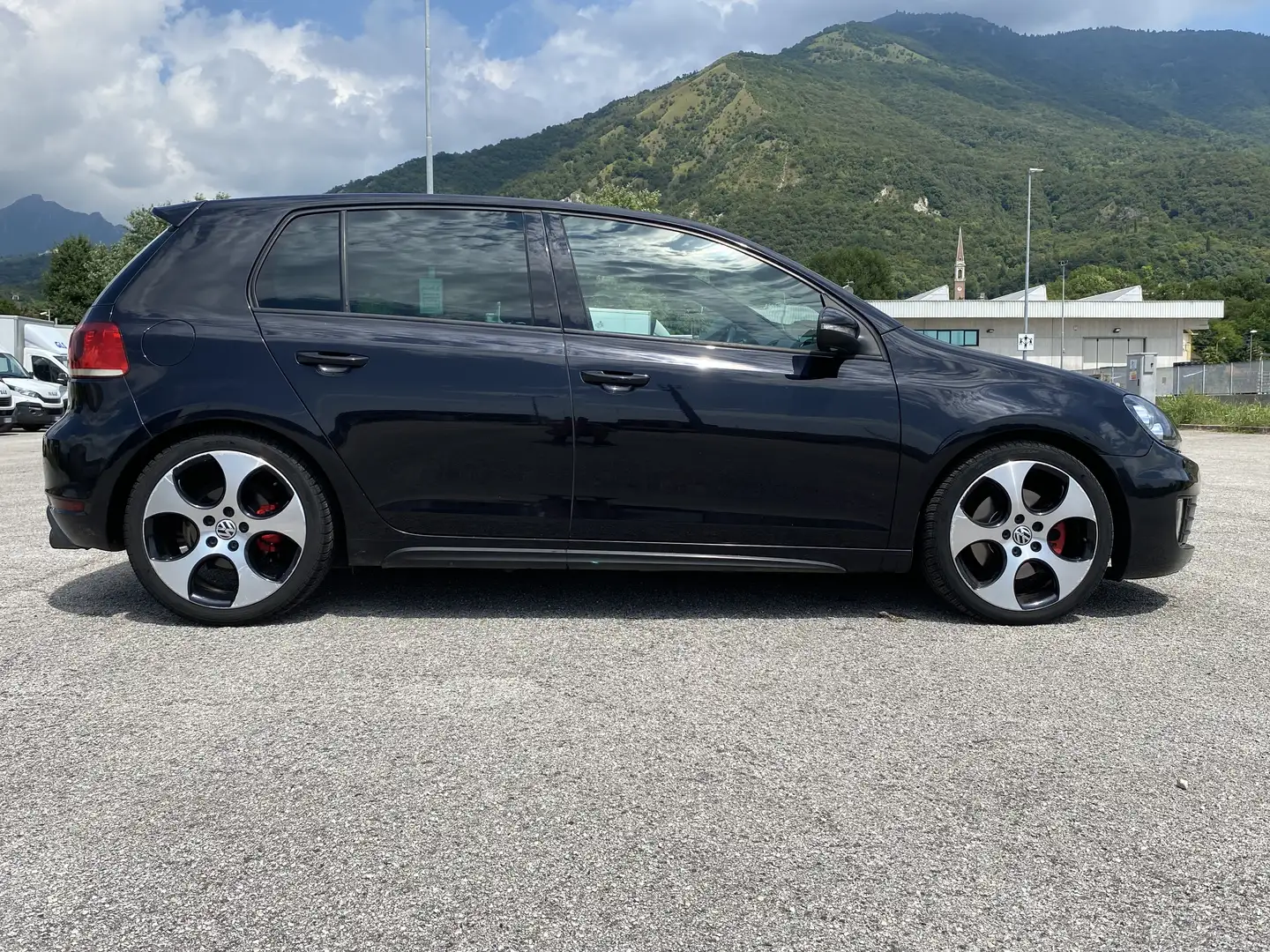 Volkswagen Golf GTI 5p 2.0 tsi - 2