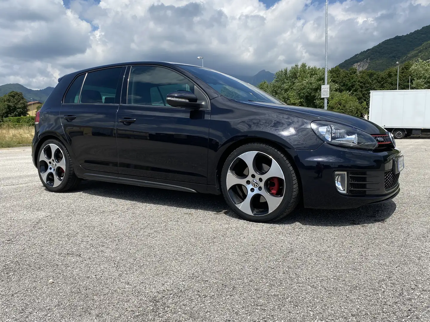Volkswagen Golf GTI 5p 2.0 tsi - 1