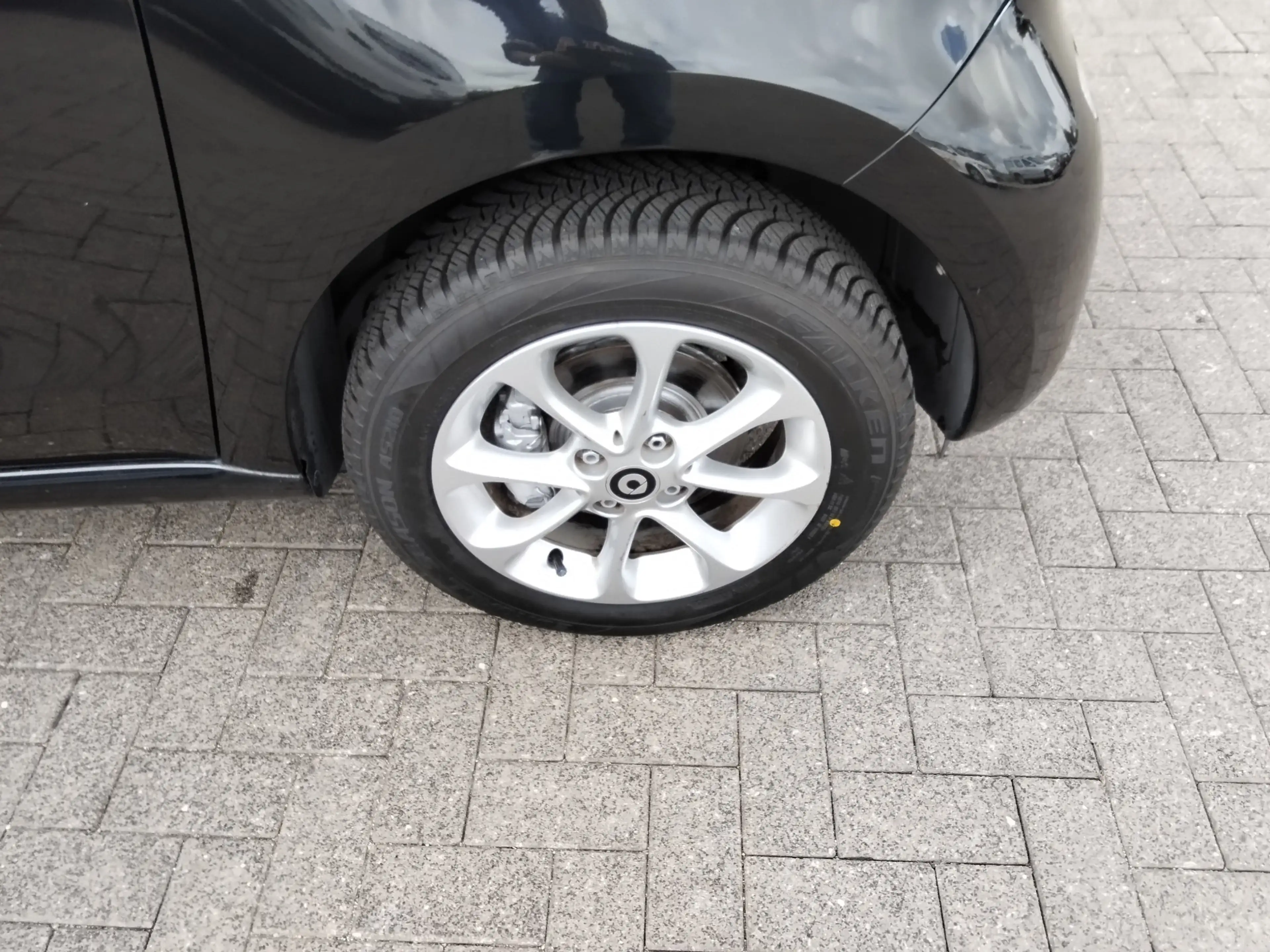smart forFour 1.0 Passion-Line/SHZG/Bluetooth/Tempomat/LED — photo 4