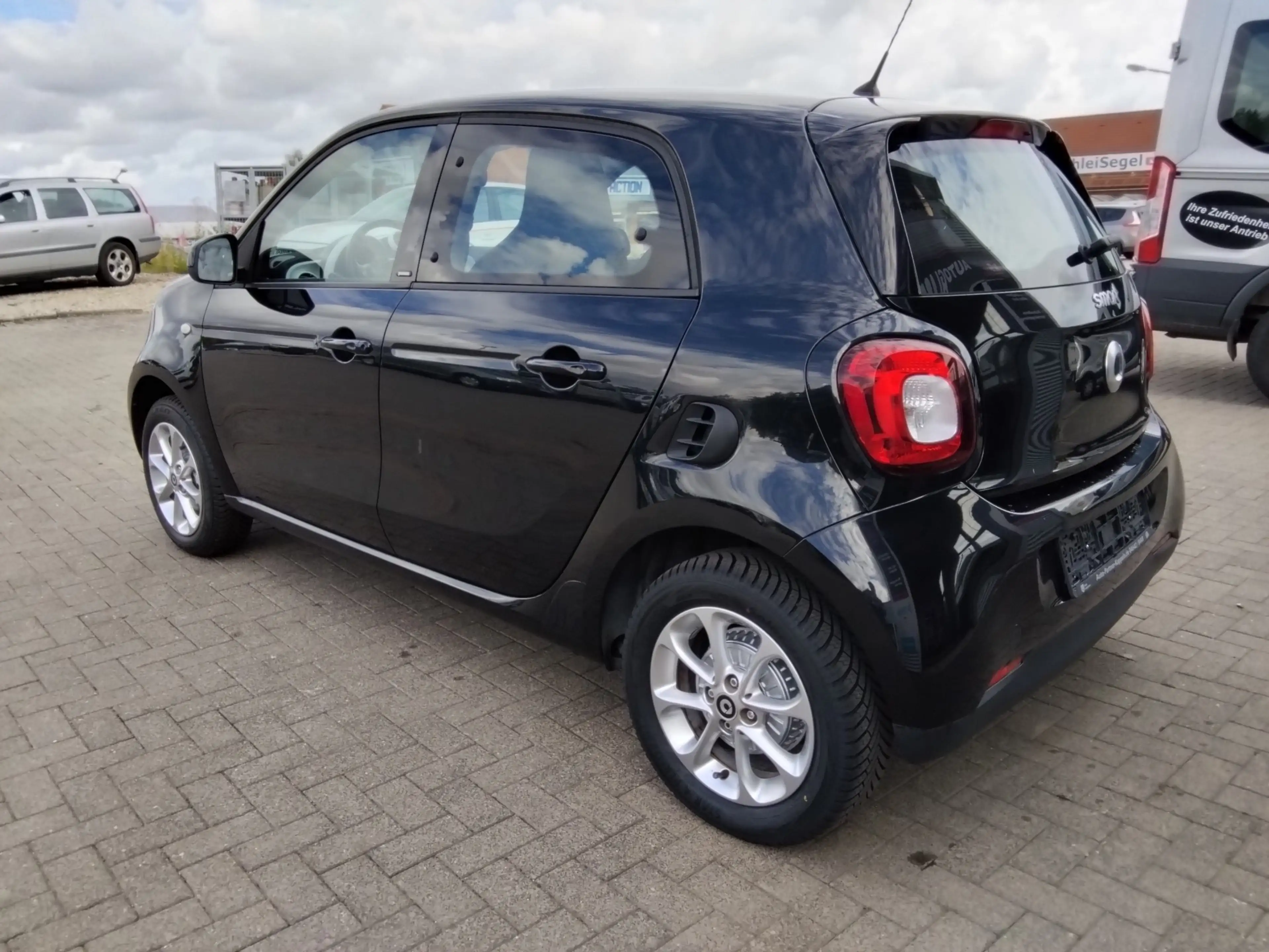 smart forFour 1.0 Passion-Line/SHZG/Bluetooth/Tempomat/LED — photo 8