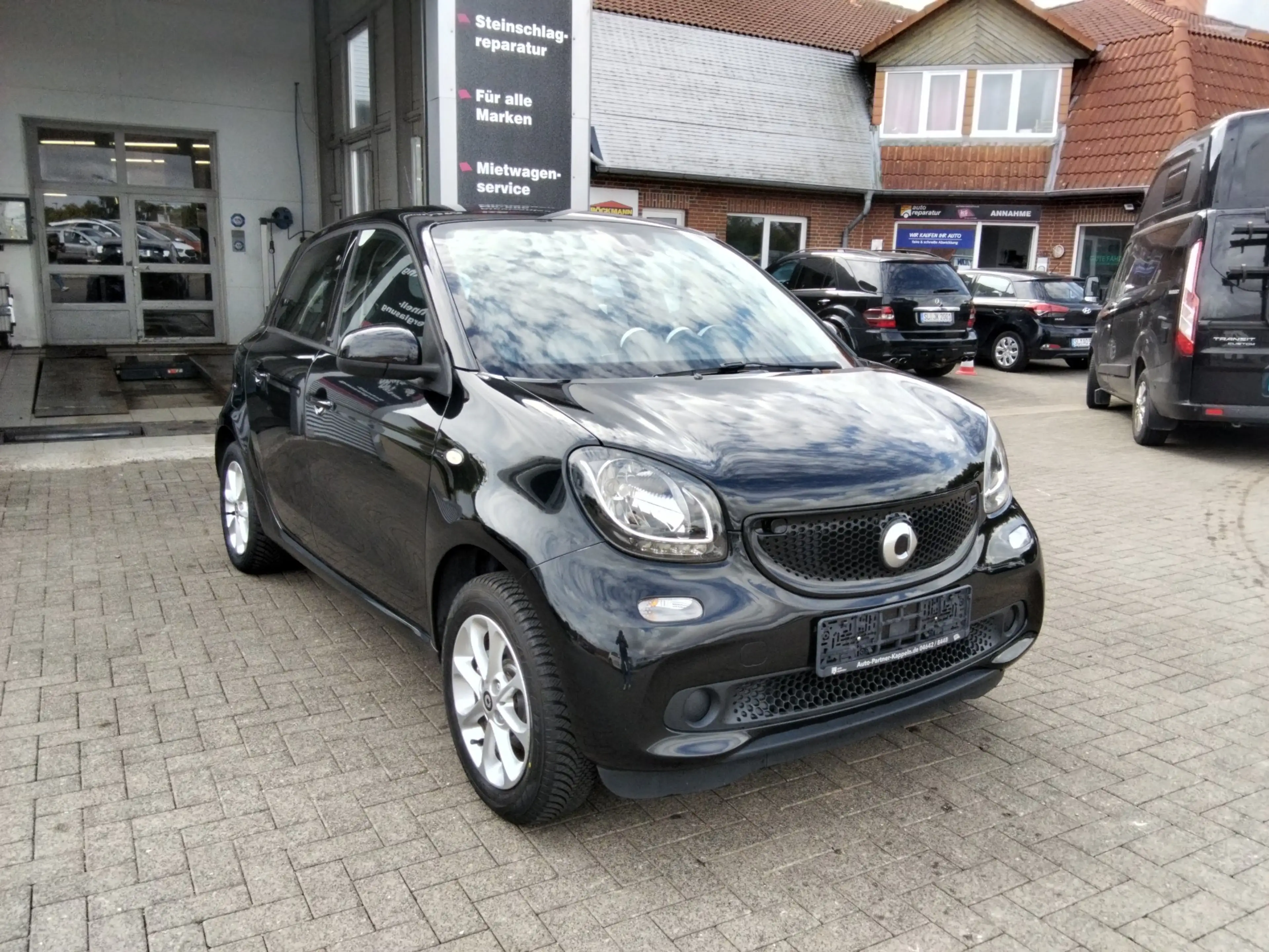 smart forFour 1.0 Passion-Line/SHZG/Bluetooth/Tempomat/LED