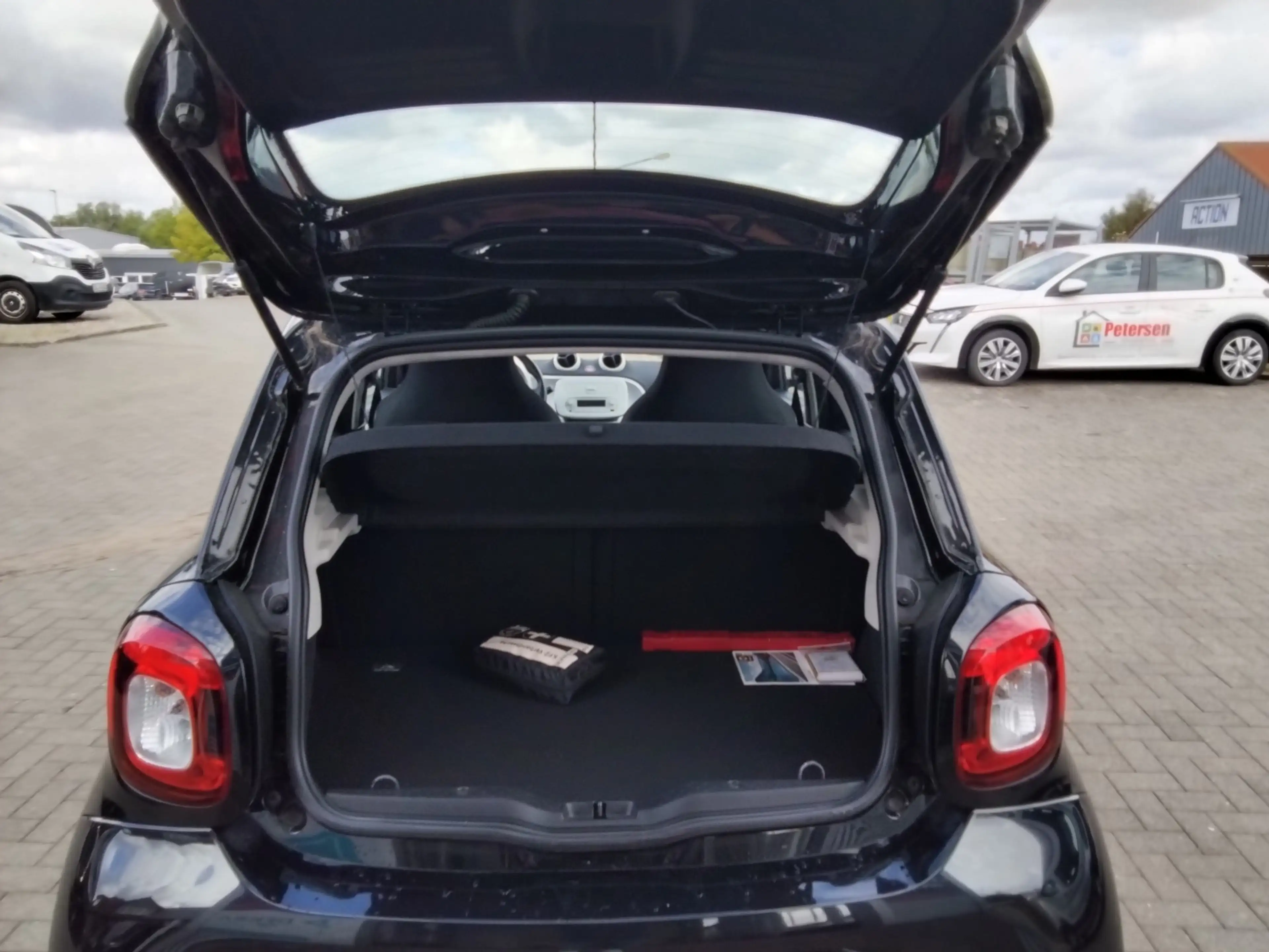 smart forFour 1.0 Passion-Line/SHZG/Bluetooth/Tempomat/LED — photo 14