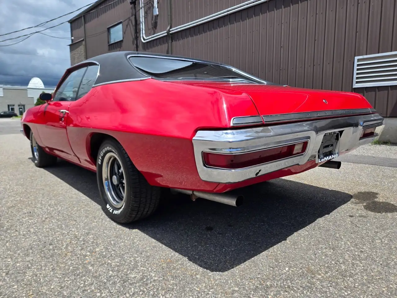 Pontiac Lemans снимка Pontiac Lemans