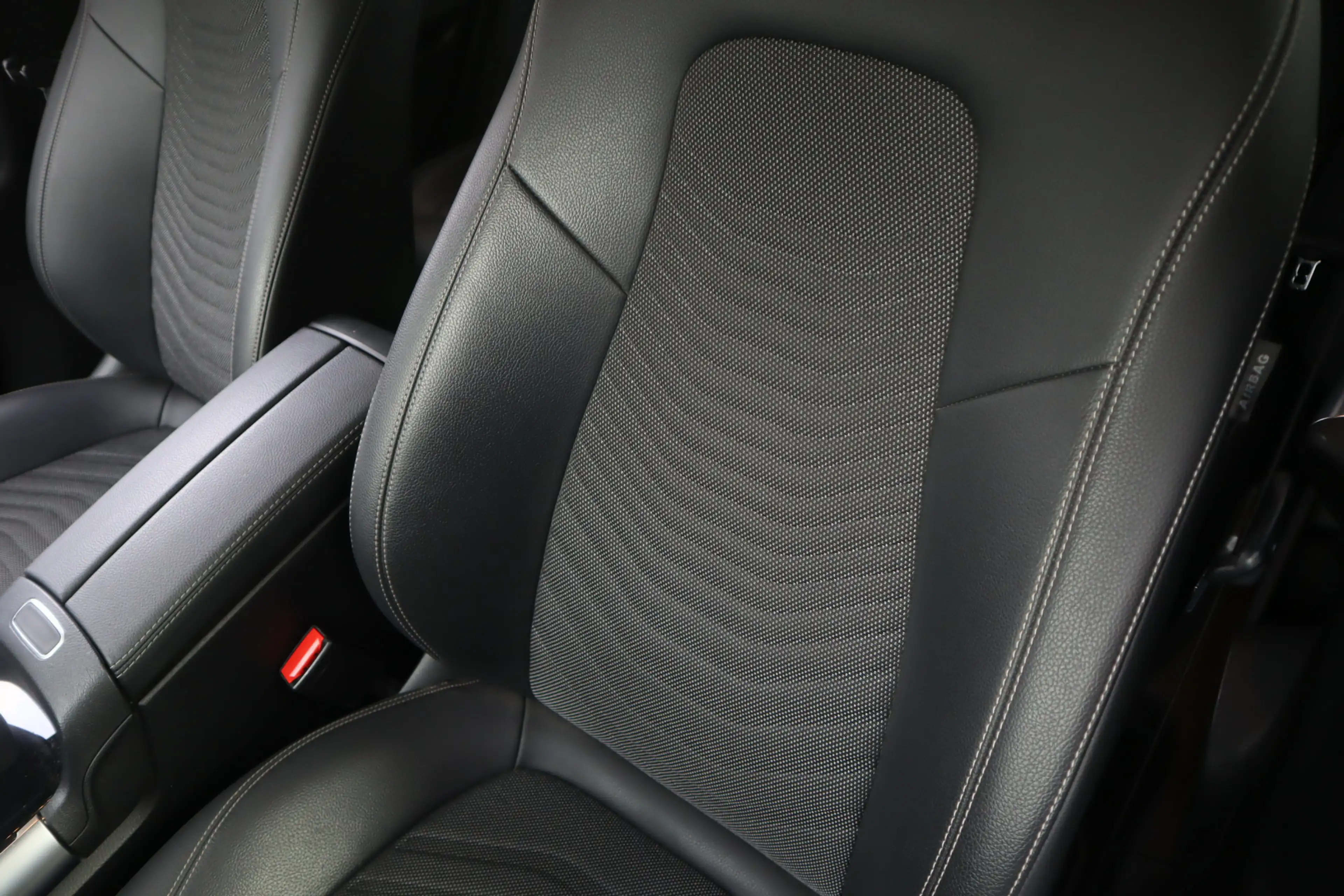 Mercedes-Benz GLA 250 e Progressive | Navi | Led | Camera | CarPlay — photo 20