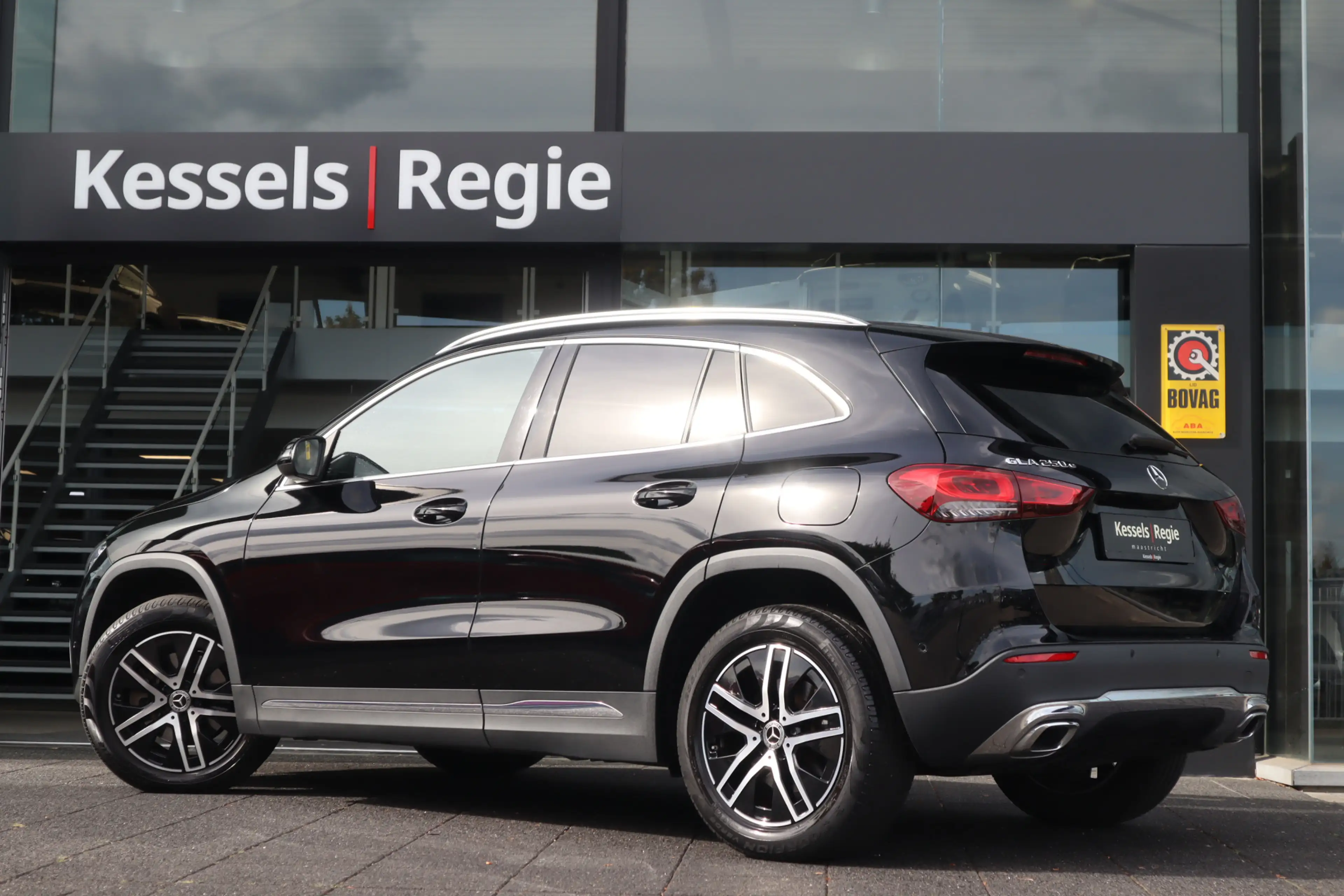 Mercedes-Benz GLA 250 e Progressive | Navi | Led | Camera | CarPlay — photo 23