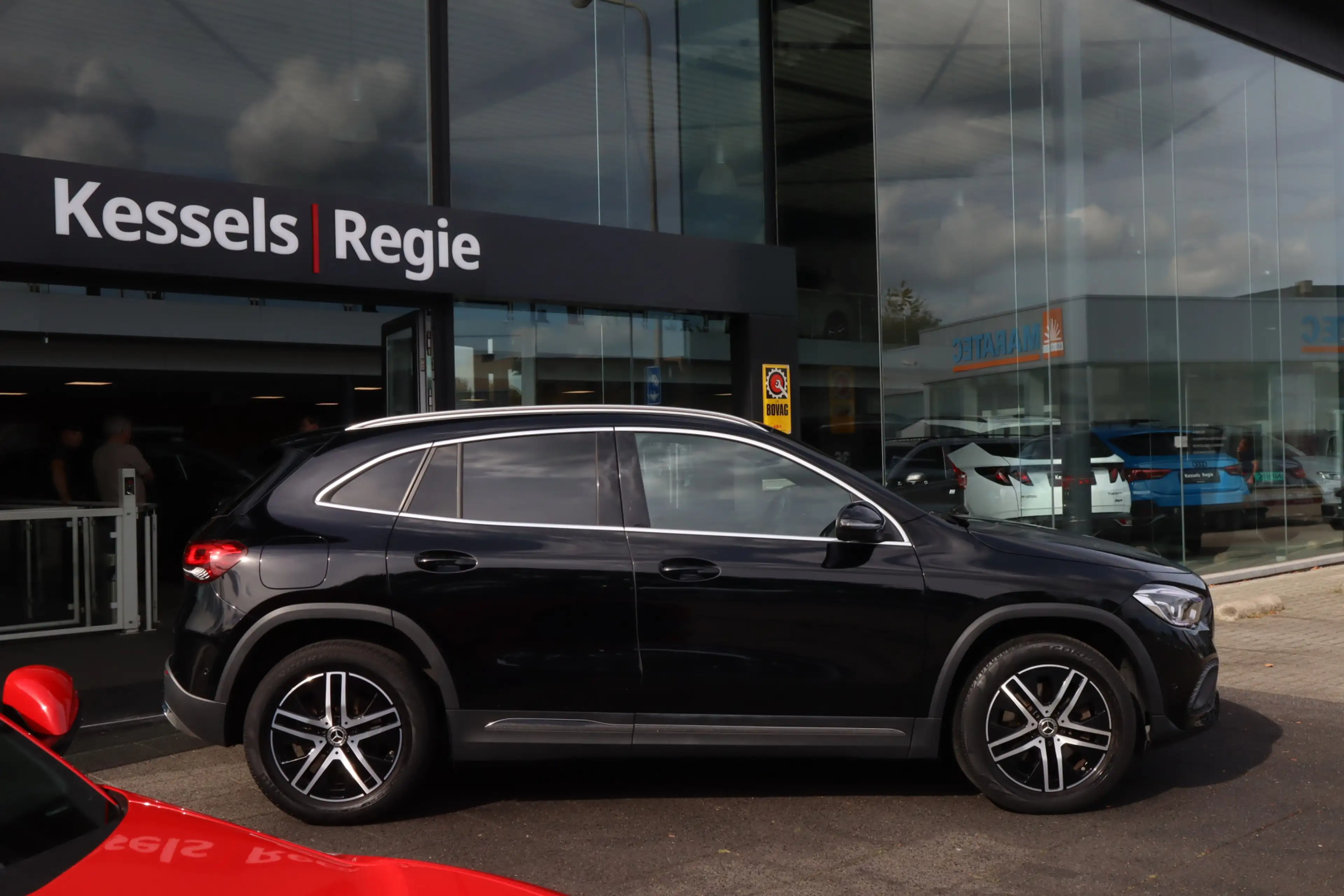 Mercedes-Benz GLA 250 e Progressive | Navi | Led | Camera | CarPlay — photo 3