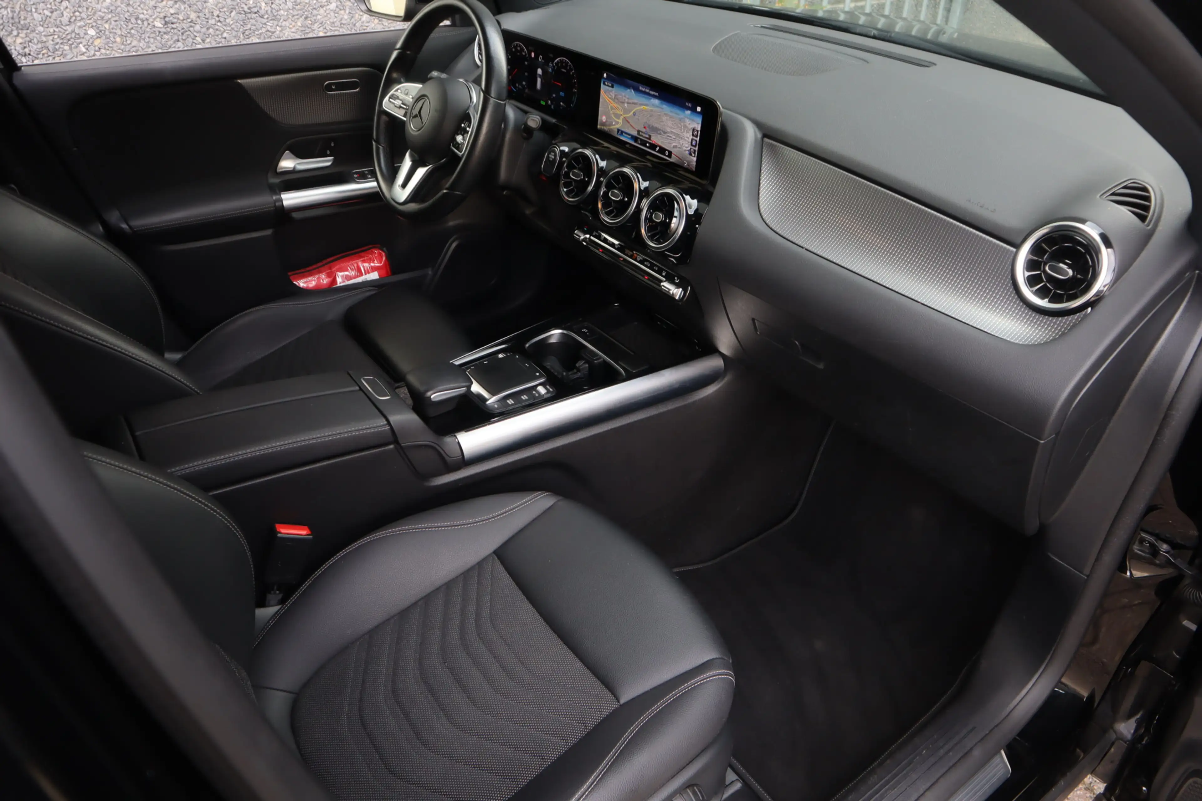 Mercedes-Benz GLA 250 e Progressive | Navi | Led | Camera | CarPlay — photo 5