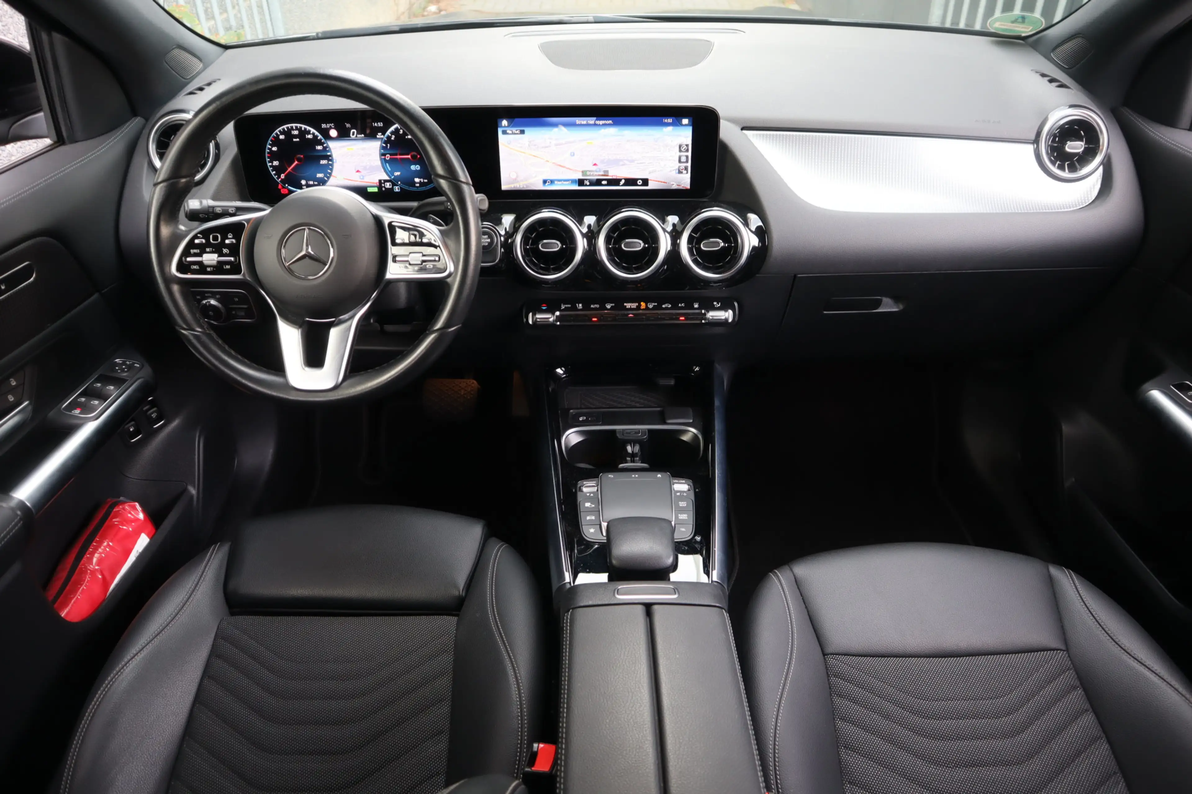 Mercedes-Benz GLA 250 e Progressive | Navi | Led | Camera | CarPlay — photo 6