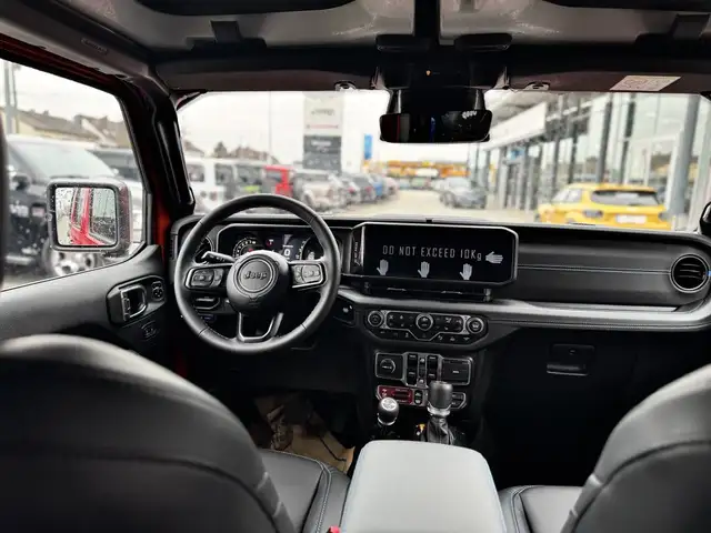 Jeep Wrangler view 10