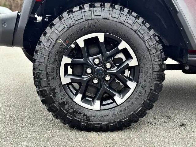 Jeep Wrangler view 3