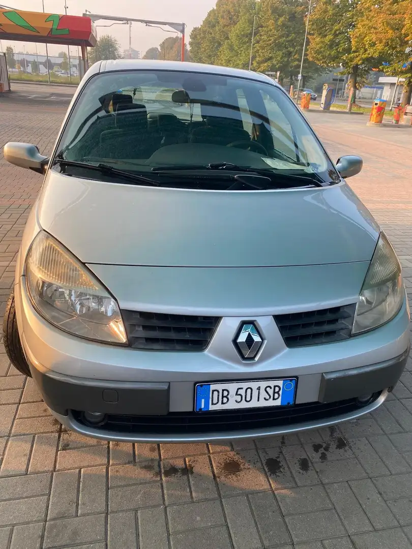 Renault Scenic Srebrny - 1