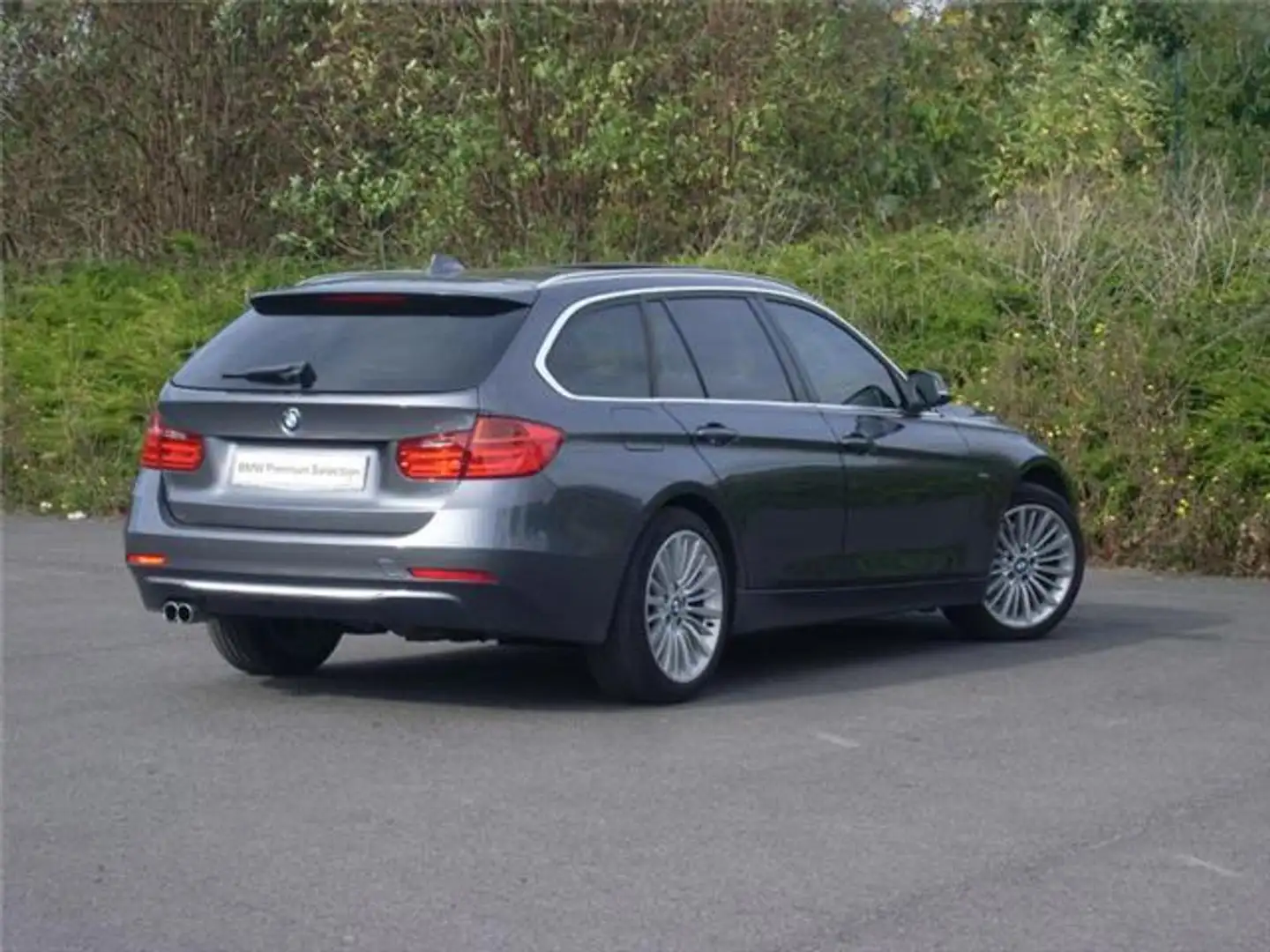 BMW 330 Serie 3 Touring d Luxury - 2