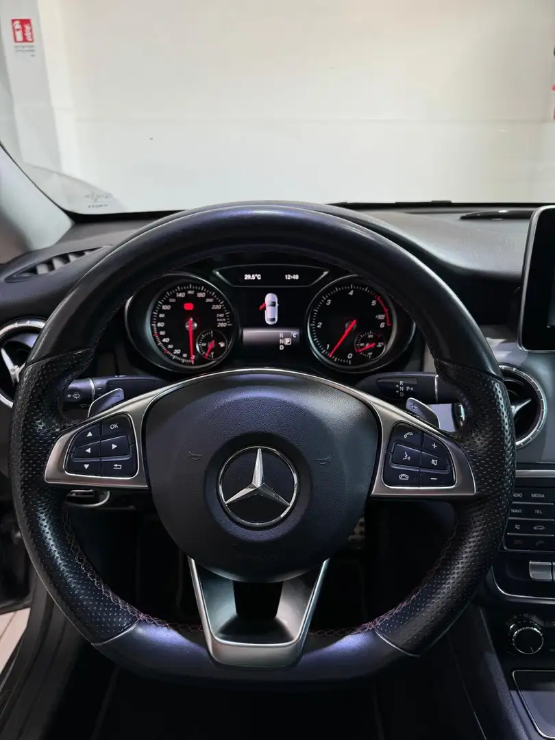 Mercedes-Benz CLA 200 allestimento amg - 1